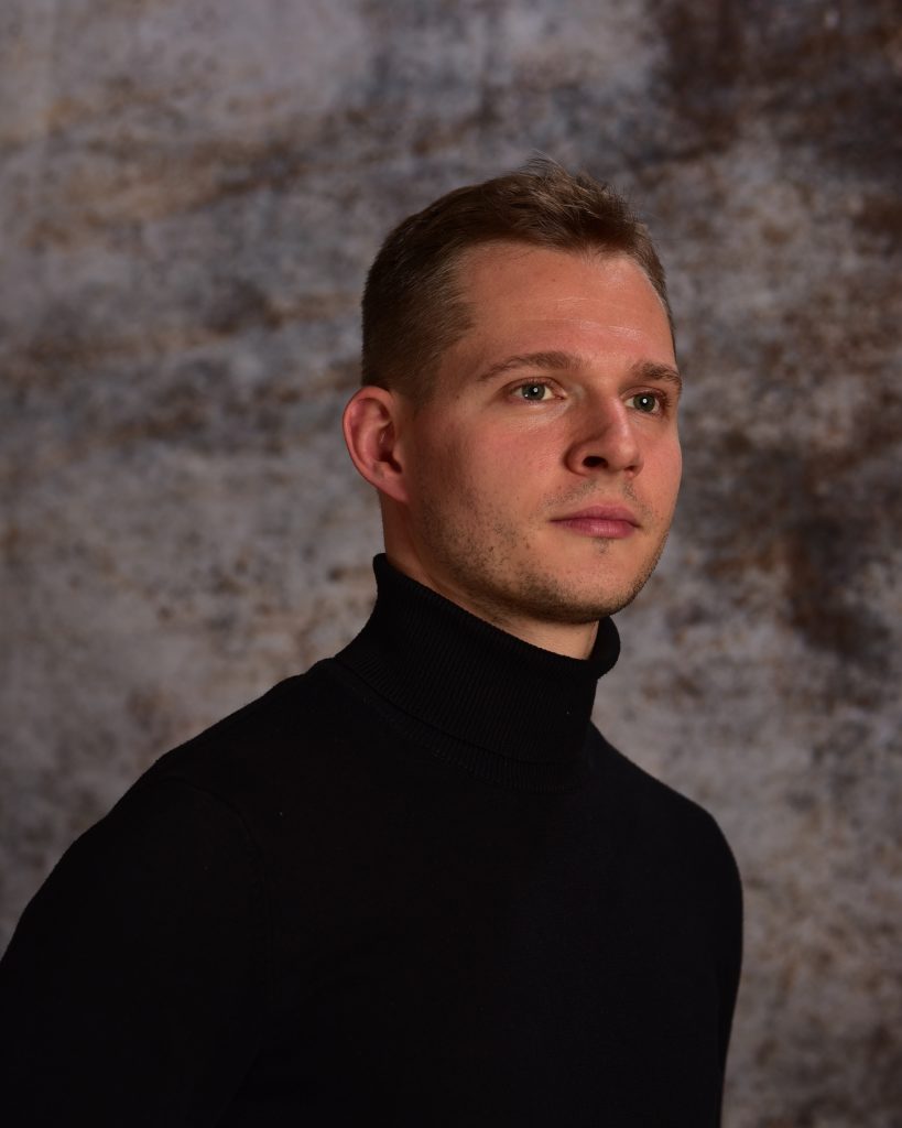 Inštruktor matematike, fizike in programiranja – individualne inštrukcije Ortogonala